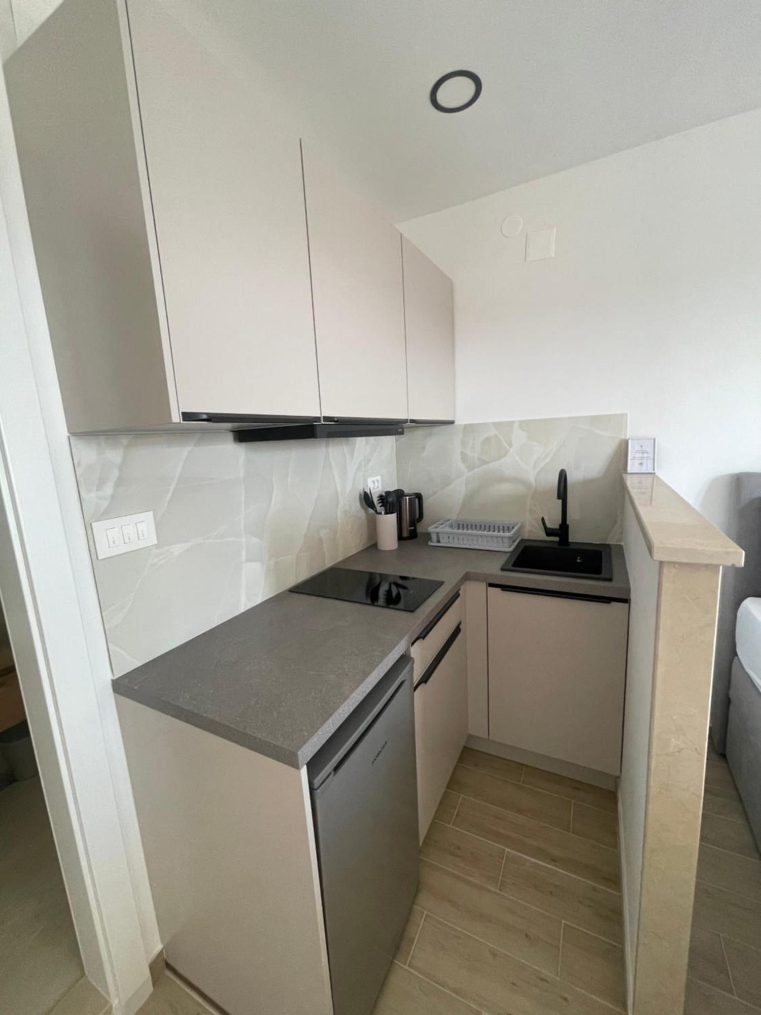 Apartmani Tomas Tučepi Buitenkant foto