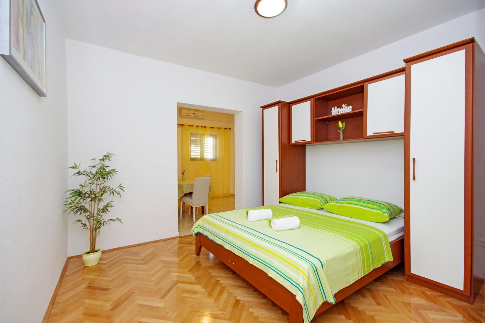 Apartmani Tomas Tučepi Buitenkant foto