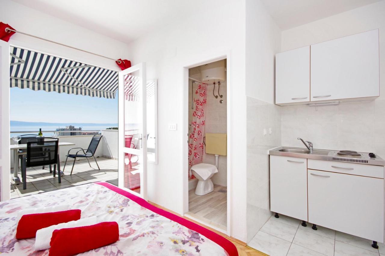 Apartmani Tomas Tučepi Buitenkant foto